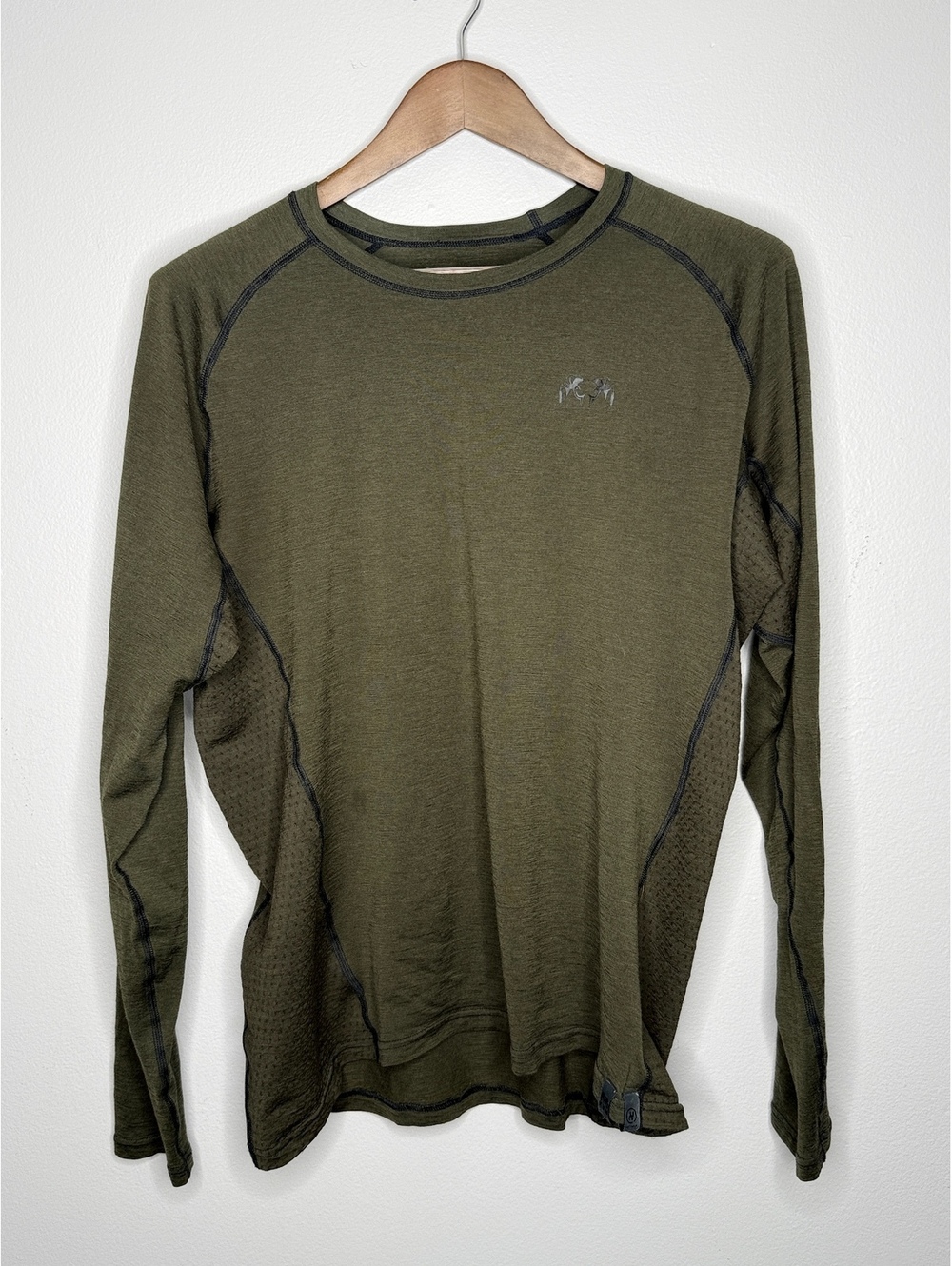 KUIU Ultra Merino 125 Long Sleeve Crew Base Layer Mens Dark Olive Hunting Size M